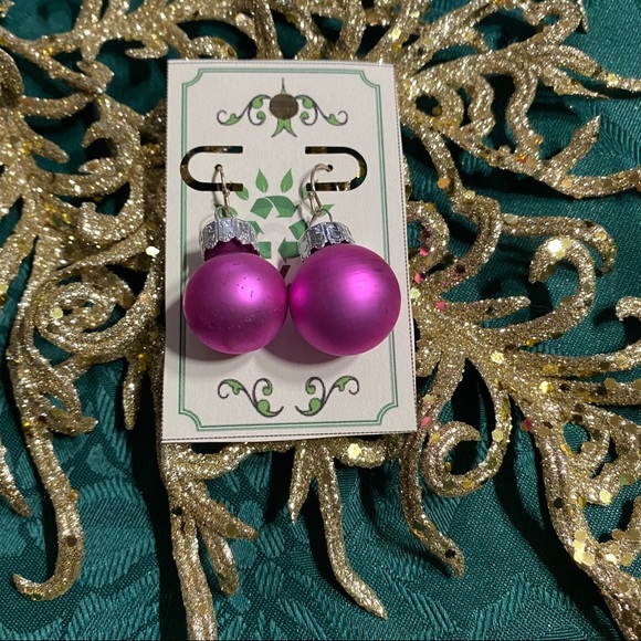🎄New Christmas Bulb Earrings & Necklace Set - Picture 7 of 8